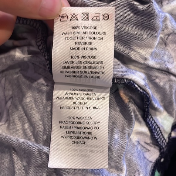 Chelsea Peers Snowy PJ set - Picture 5 of 5